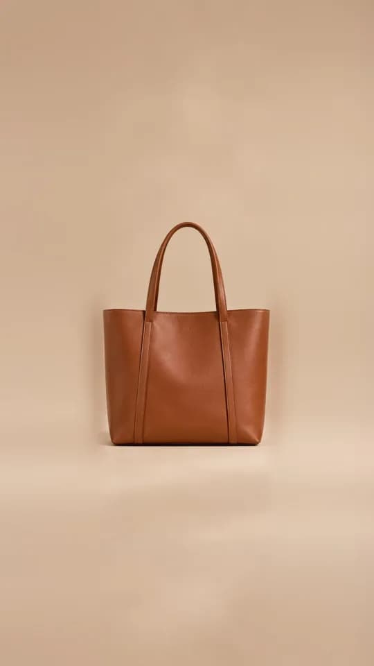 Produktbild: Structured Leather Tote